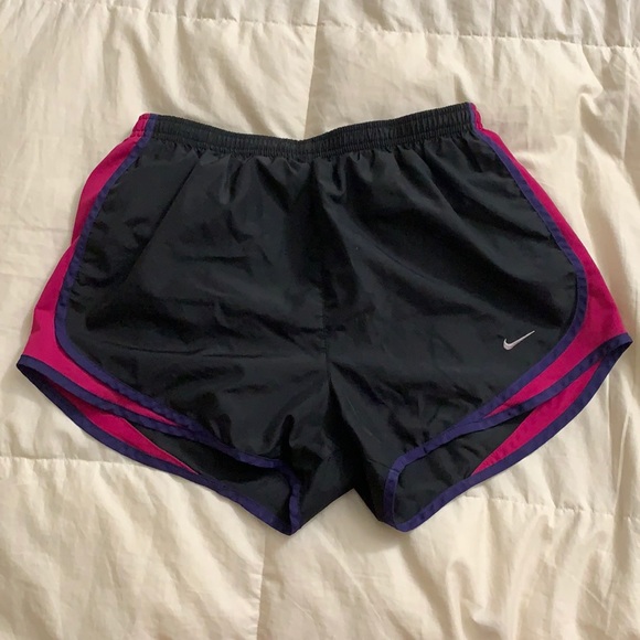 Nike Pants - Nike Dri-fit shorts, Black/Maroon, women’s size M.